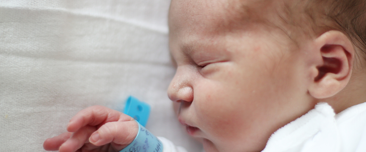 newborn hearing screen test